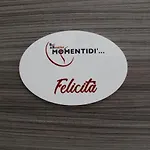 Momentidi Bed and Breakfast Πέστουμ