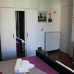 Momentidi Bed and Breakfast