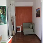 Momentidi Bed and Breakfast Πέστουμ