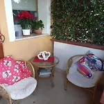 Momentidi Bed and Breakfast Πέστουμ