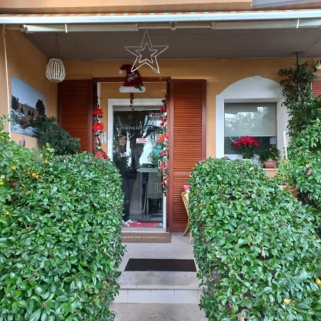 Momentidi Bed and Breakfast