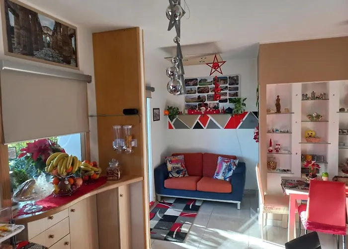 Momentidi Nocleg ze śniadaniem 4*