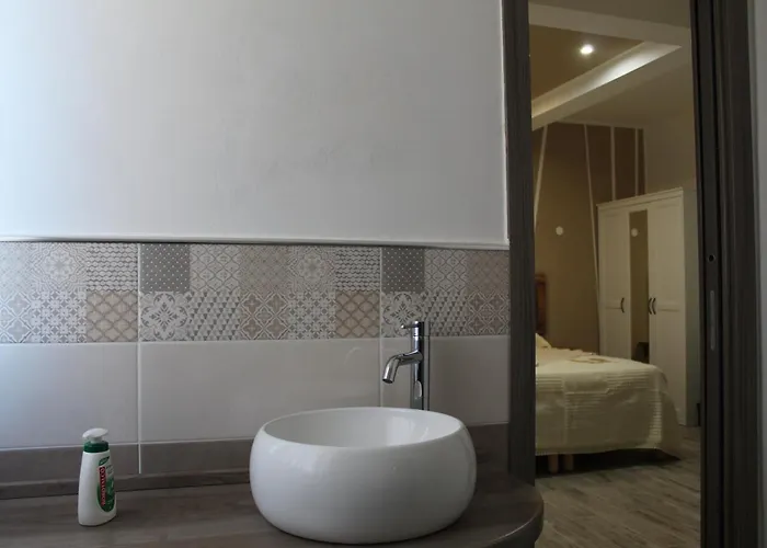 Nocleg ze śniadaniem Momentidi Paestum